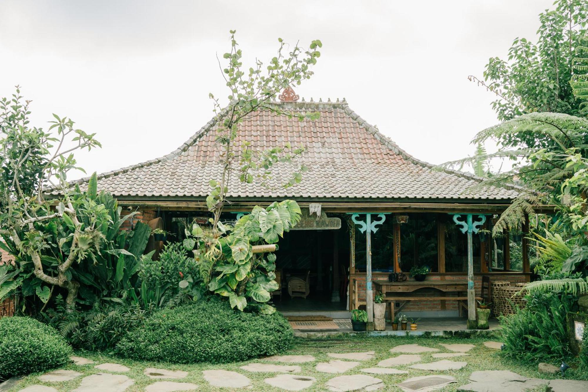 Batur In Kawinaya Farm stay Gitgit