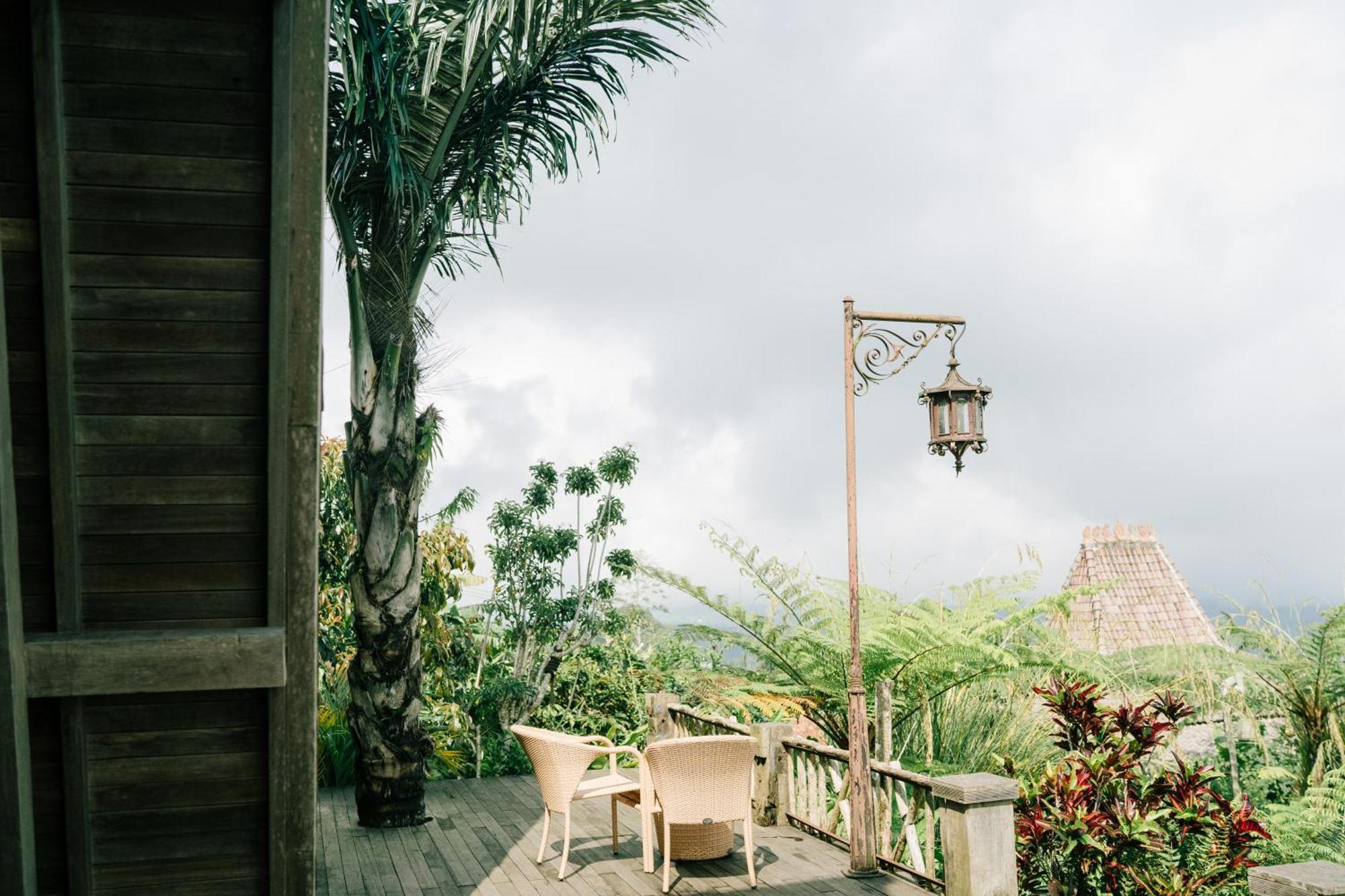Batur In Kawinaya * Gitgit